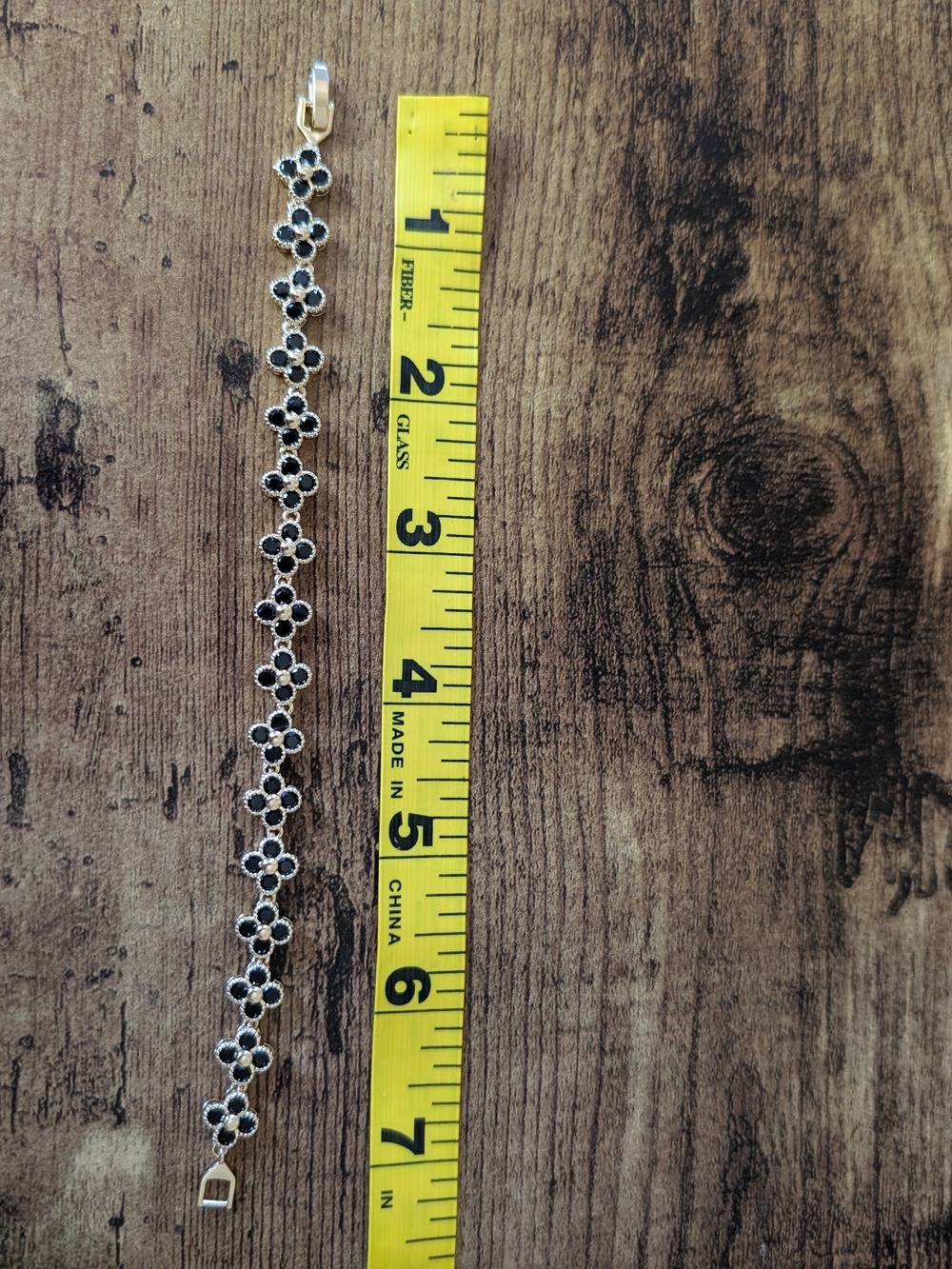Gold Floral-Link Bracelet with Black Stones - Picture 3 of 4